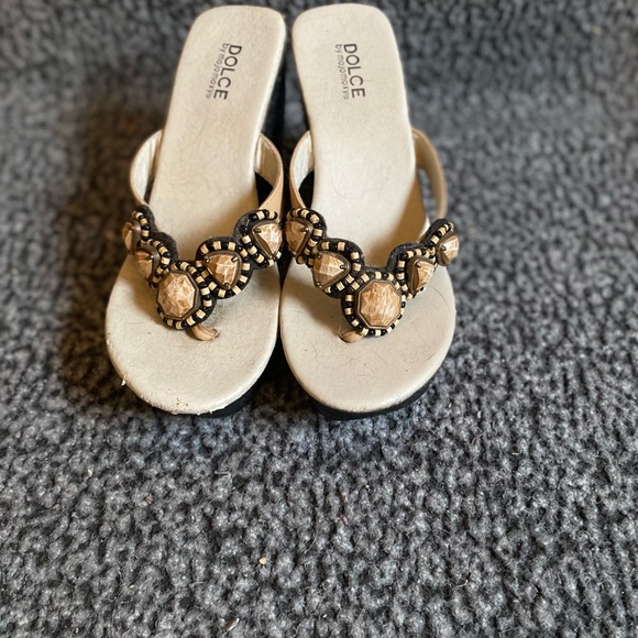 Dolce Vita Shoes - Dolce Vita Women's Black and Cream Embellished Sandals